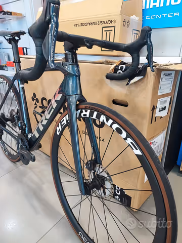 Brugt Trek Émonda SL 6 2024 2024 Road & Gravel — billede 8 af 9