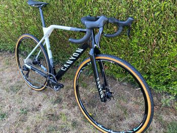 Used Canyon Inflite CF SL 6 2023 2023 Road & Gravel