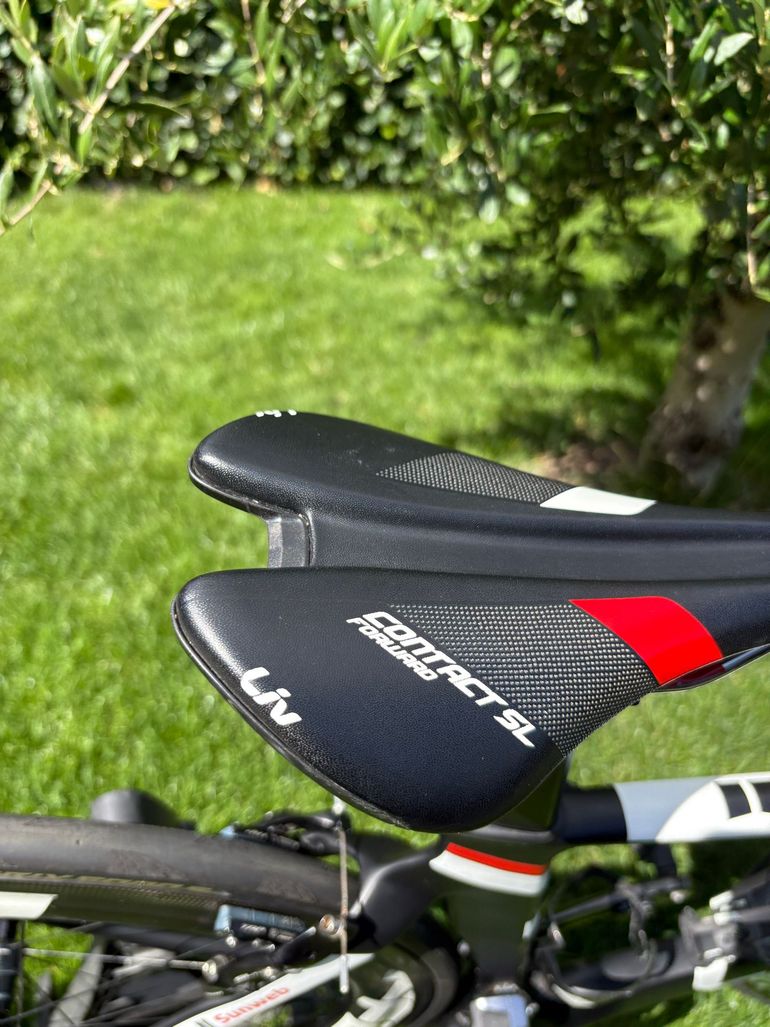 Used Liv Custom Shimano Dura Ace Di2 2017 Road & Gravel, Black — image 8 of 12