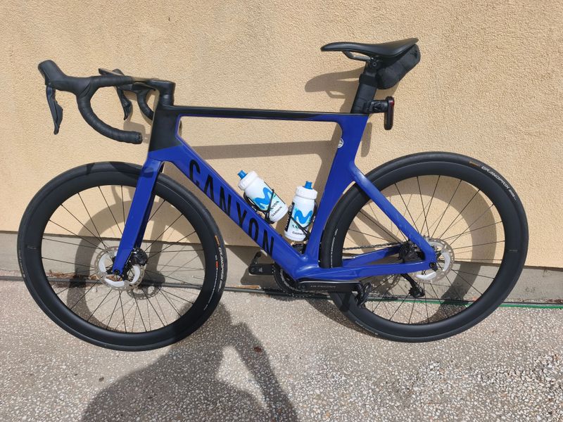 Gebrauchtes Canyon Aeroad CF SLX 8 Di2 Cosmic 2024 2024 Road & Gravel