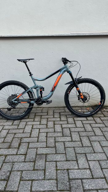Used Giant Reign 2 2018 2018 MTB