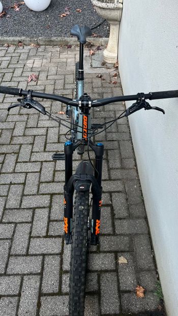 Used Giant Reign 2 2018 2018 Mountainbike, Light Gray, 27.5 — image 6 of 6