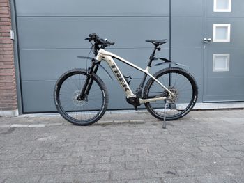 Brugt Trek Powerfly 7 Gen 4 2024 2024 Mountainbike — billede 3 af 5