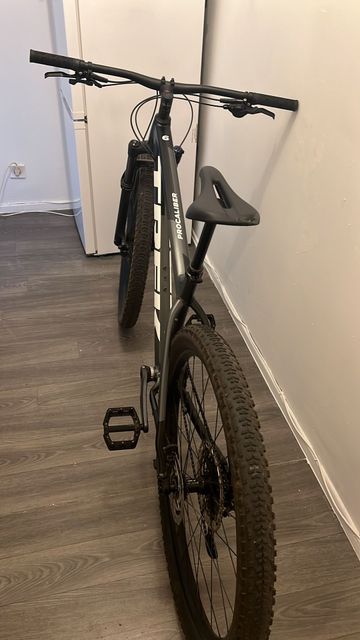 Used Trek Procaliber Shimano Dura Ace Di2 2024 Mountainbike, Black — image 5 of 9
