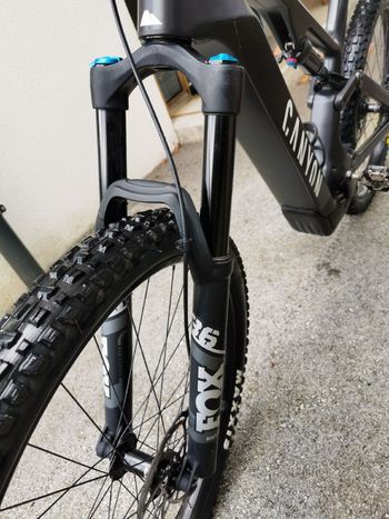Brugt Canyon Spectral:ON CF 8 2022 2022 Mountainbike — billede 2 af 6