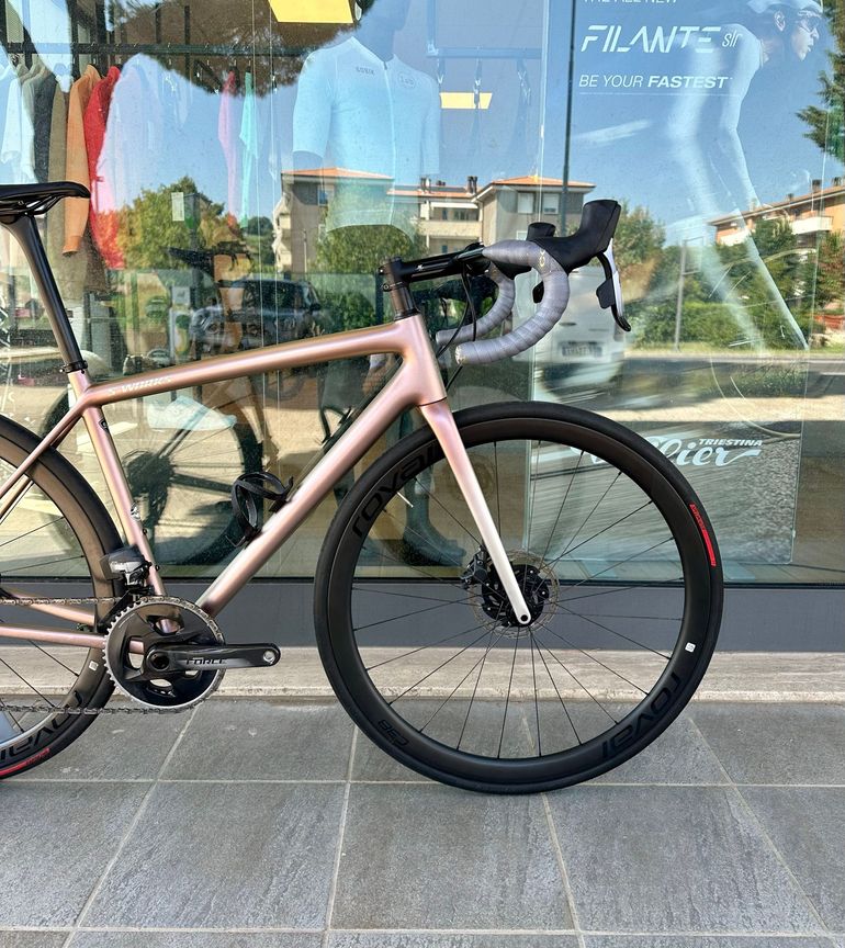 Gebrauchtes Specialized Aethos SRAM Force eTap AXS 2024 Road & Gravel, Hellgrau — Bild 8 von 8