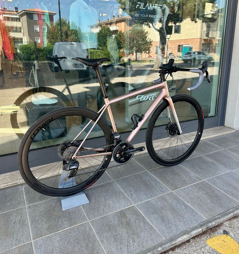 Gebrauchtes Specialized Aethos SRAM Force eTap AXS 2024 Road & Gravel, Hellgrau — Bild 2 von 8