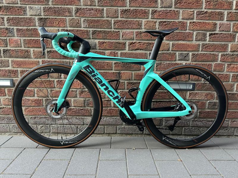 Used Bianchi Oltre Comp 2025 2025 Road & Gravel