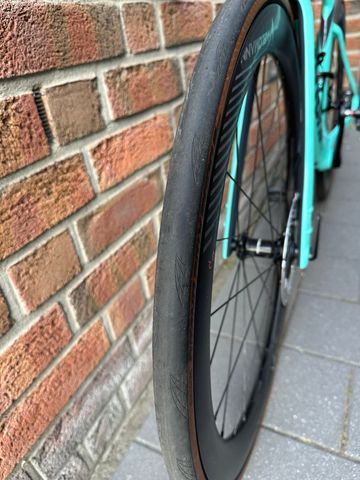 Tweedehands Bianchi Oltre Comp 2025 2025 Road & Gravel — afbeelding 5 van 10