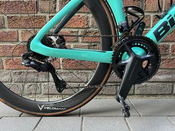 Bianchi Oltre Comp 2025 2025 Road & Gravel usato, Verde — immagine 6 di 10