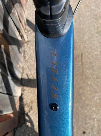 Gebrauchtes Giant Revolt SRAM Apex 2024 Road & Gravel, Blau — Bild 12 von 13