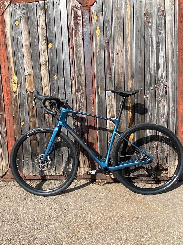 Gebrauchtes Giant Revolt SRAM Apex 2024 Road & Gravel, Blau — Bild 2 von 13