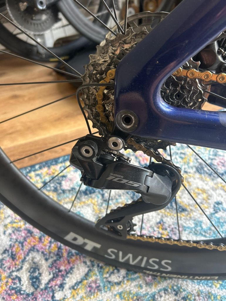 Brugt Canyon Aeroad Shimano 105 Di2 2024 Road & Gravel — billede 7 af 7