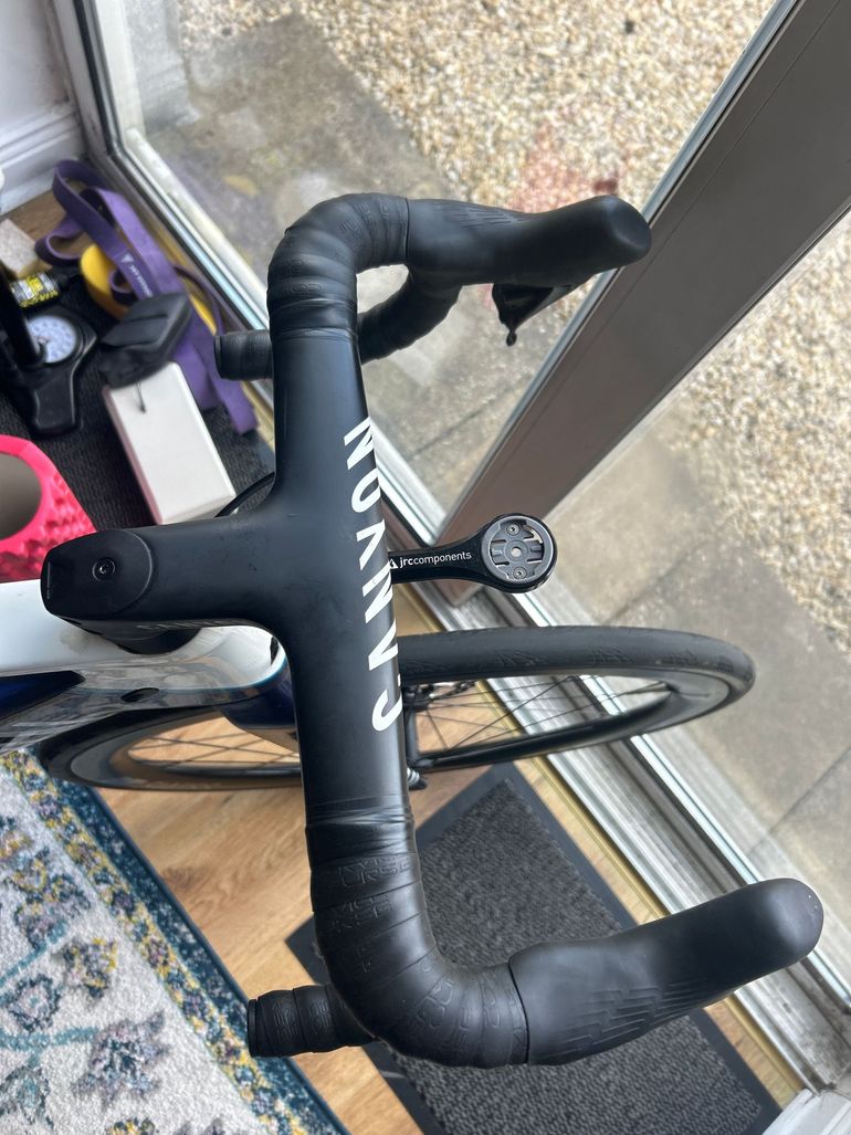 Brugt Canyon Aeroad Shimano 105 Di2 2024 Road & Gravel — billede 4 af 7