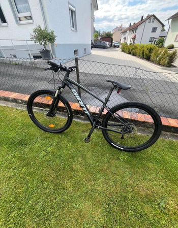 Giant Talon 29 2 2020 2020 MTB usato