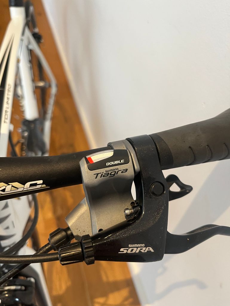 Used Giant TCR Advanced 2010 2010 Road & Gravel, White — image 2 of 6