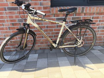 Used Compel Custom Shimano Alivio 2024 Road & Gravel