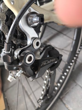 Used Compel Custom Shimano Alivio 2024 Road & Gravel, Light Gray — image 3 of 3
