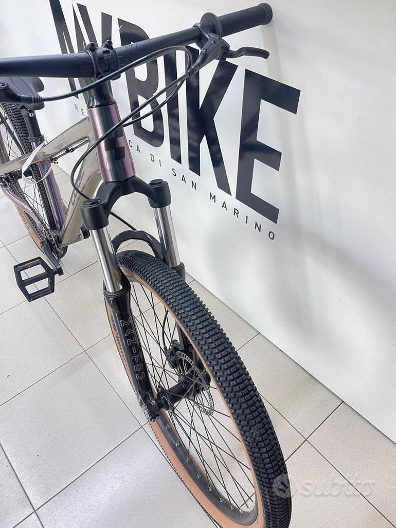 Specialized FLYING CIRCUS 2023 2023 Mountainbike usato, Blu — immagine 3 di 6