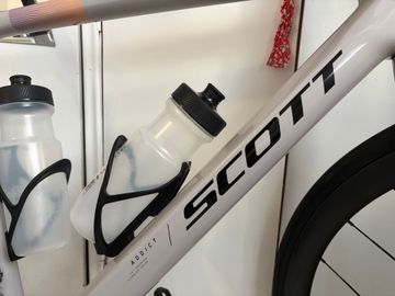 Použité Scott Addict 30 2025 2025 Road & Gravel — obrázek 7 z 11