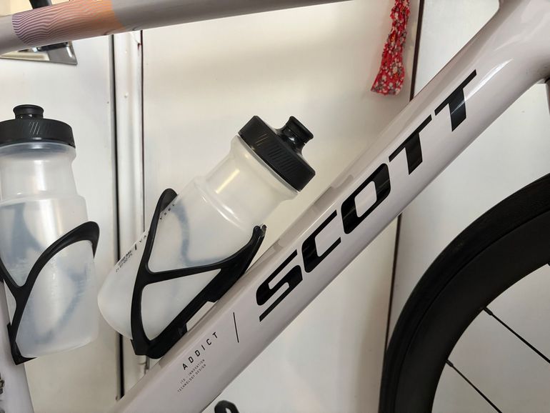Käytetty Scott Addict 30 2025 2025 Road & Gravel — kuva 7 / 11