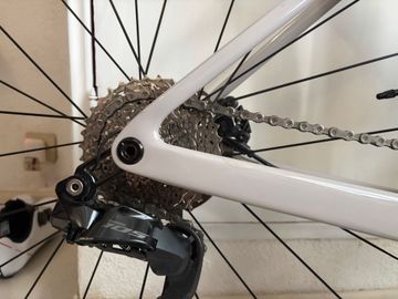 Použité Scott Addict 30 2025 2025 Road & Gravel — obrázek 4 z 11