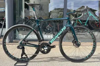 Gebrauchtes Bianchi SPECIALISSIMA 140TH RC DURA-ACE DI2 2025 2025 Road & Gravel