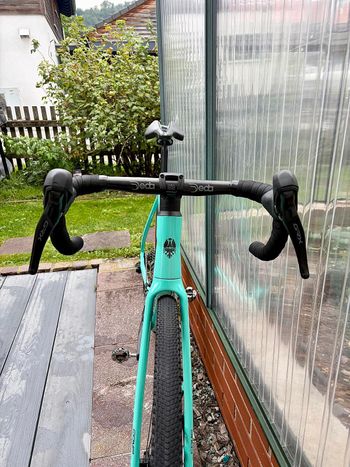 Brugt Bianchi Impulso COMP GRX 610 disc 2024 2024 Road & Gravel — billede 2 af 9