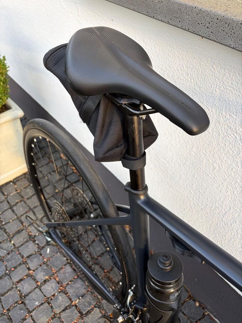 CUBE ATTAIN, RACE 2025 2025 Road & Gravel usato, Nero — immagine 18 di 22