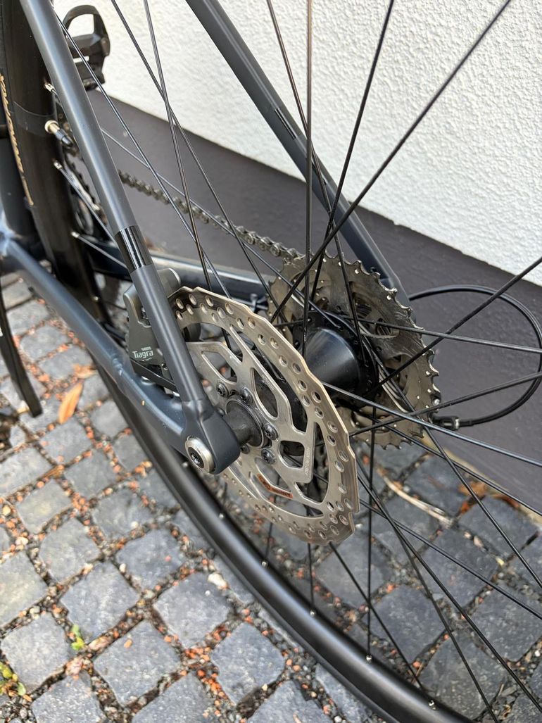 CUBE ATTAIN, RACE 2025 2025 Road & Gravel usato, Nero — immagine 6 di 22
