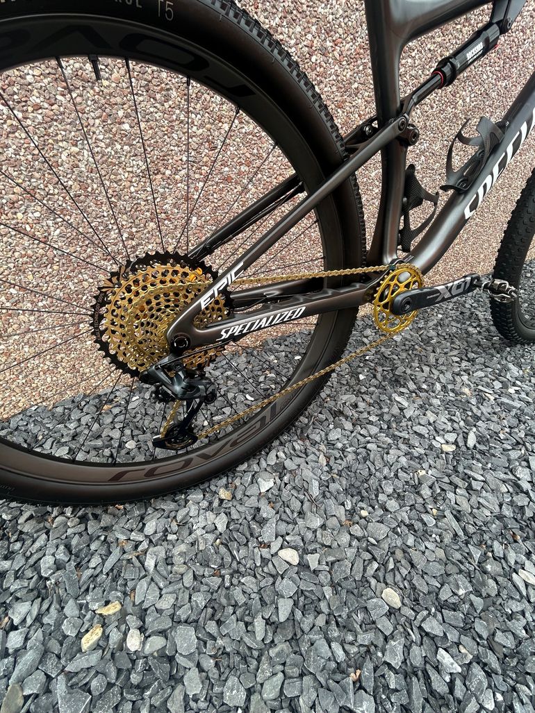 Použité Specialized Epic Expert 2023 2023 Mountainbike — obrázek 5 z 5