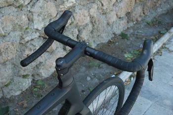 Used BMC Roadmachine TWO 2026 2026 Road & Gravel, Black — image 8 of 16