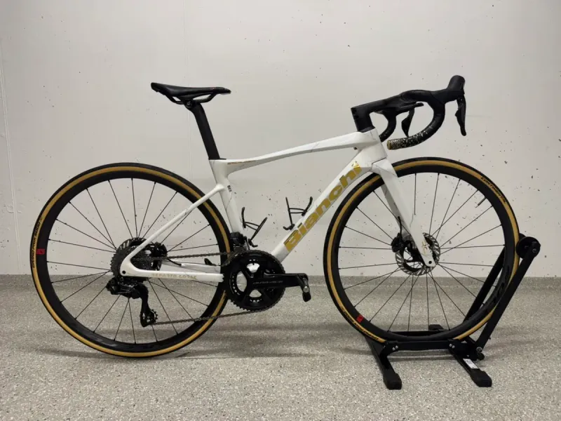 Used Bianchi Specialissima RC Canova 2026 Road & Gravel