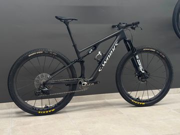 Gebrauchtes Specialized S-Works Epic 8 2026 Mountainbike, Schwarz — Bild 2 von 11
