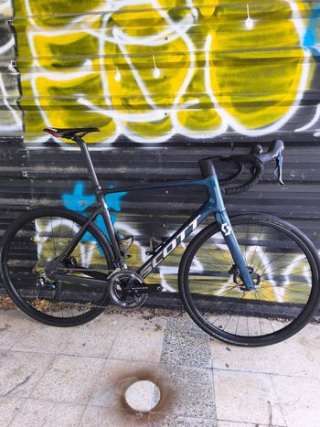 Used Scott Addict RC 40 2021 2021 Road & Gravel