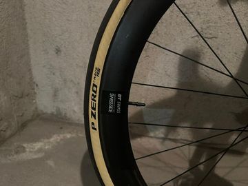 Brugt Focus IZALCO MAX DISC 9.7 2021 2021 Road & Gravel — billede 3 af 8