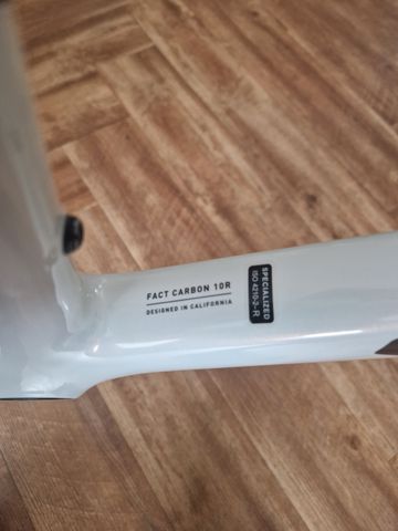 Used Specialized Roubaix SL8 Expert 2025 Frameset 2025 Road & Gravel, White — image 7 of 8