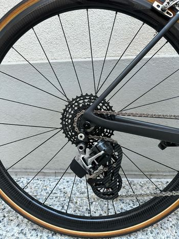 Brugt Canyon Ultimate CF EVO 10.0 LTD 2017 2017 Road & Gravel — billede 2 af 4