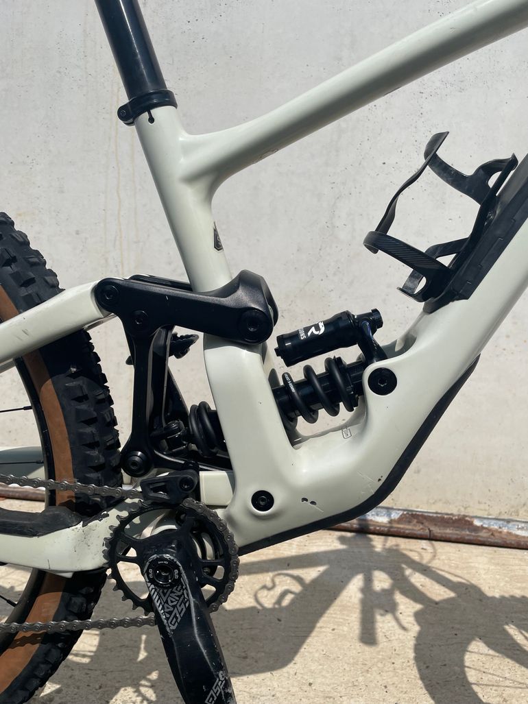 Używany Specialized Enduro Elite 2022 2022 Mountainbike — zdjęcie 3 z 6