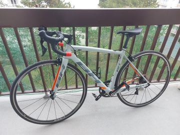 BH Bikes BH Ultralight Shimano 105 2019 Road & Gravel usato