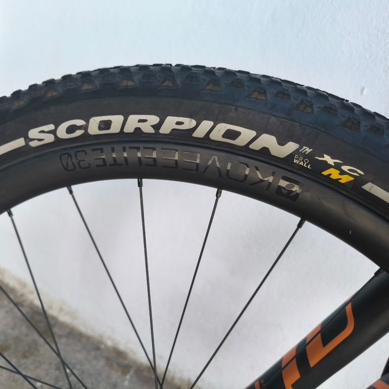 Gebrauchtes Trek Procaliber 9.8 2021 2021 Mountainbike, Orange, 29 — Bild 15 von 15