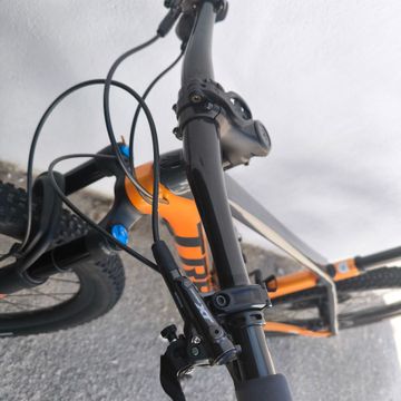 Used Trek Procaliber 9.8 2021 2021 Mountainbike, Orange, 29 — image 8 of 15