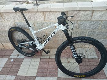 Tweedehands Scott Spark RC Comp 2022 2022 MTB