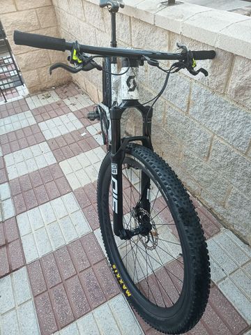 Used Scott Spark RC Comp 2022 2022 Mountainbike, White, 29 — image 6 of 7