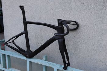 Pinarello F7 ULTEGRA Di2 2024 Frameset 2024 Road & Gravel usato, Nero — immagine 8 di 8