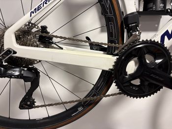 Tweedehands Merida REACTO 6000 2025 2025 Road & Gravel — afbeelding 3 van 13