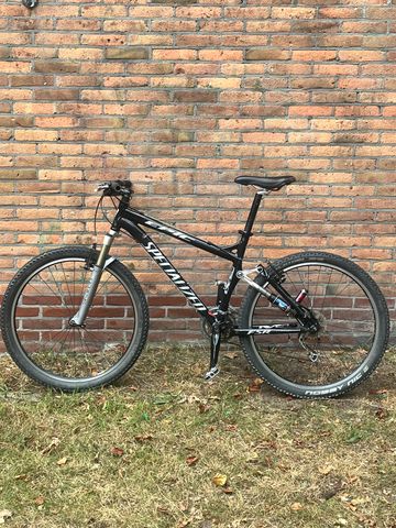 Used Specialized M4 2005 Mountainbike, Black — image 1 of 27