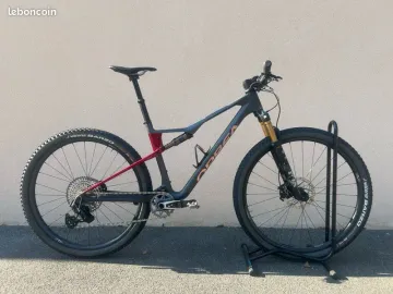 Orbea OIZ M-TEAM AXS 2025 2025 MTB de segunda mano