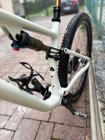 Used Specialized Epic EVO Pro 2023 2023 Mountainbike, White, 29 — image 9 of 74