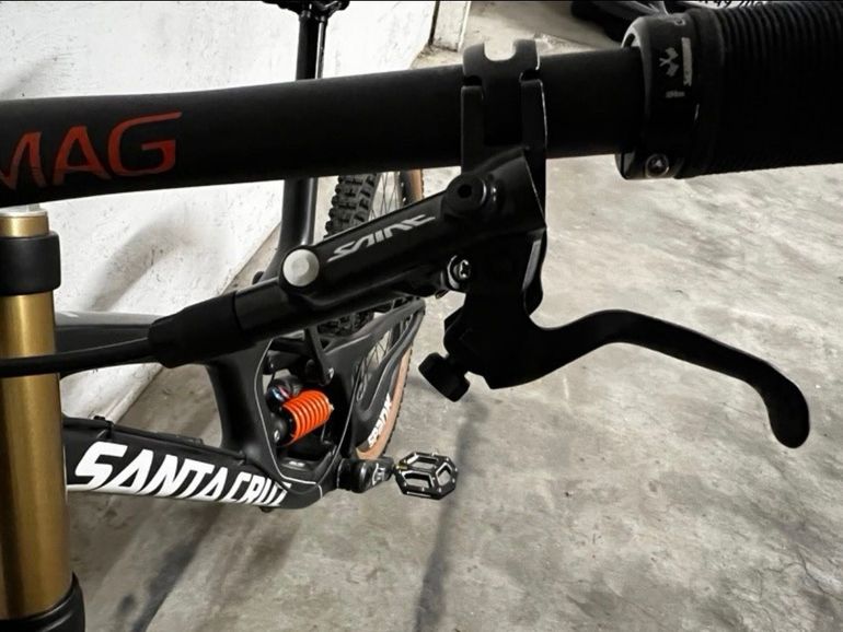 Used Santa Cruz V10 SRAM X01 Eagle 2017 Mountainbike, Black — image 8 of 8